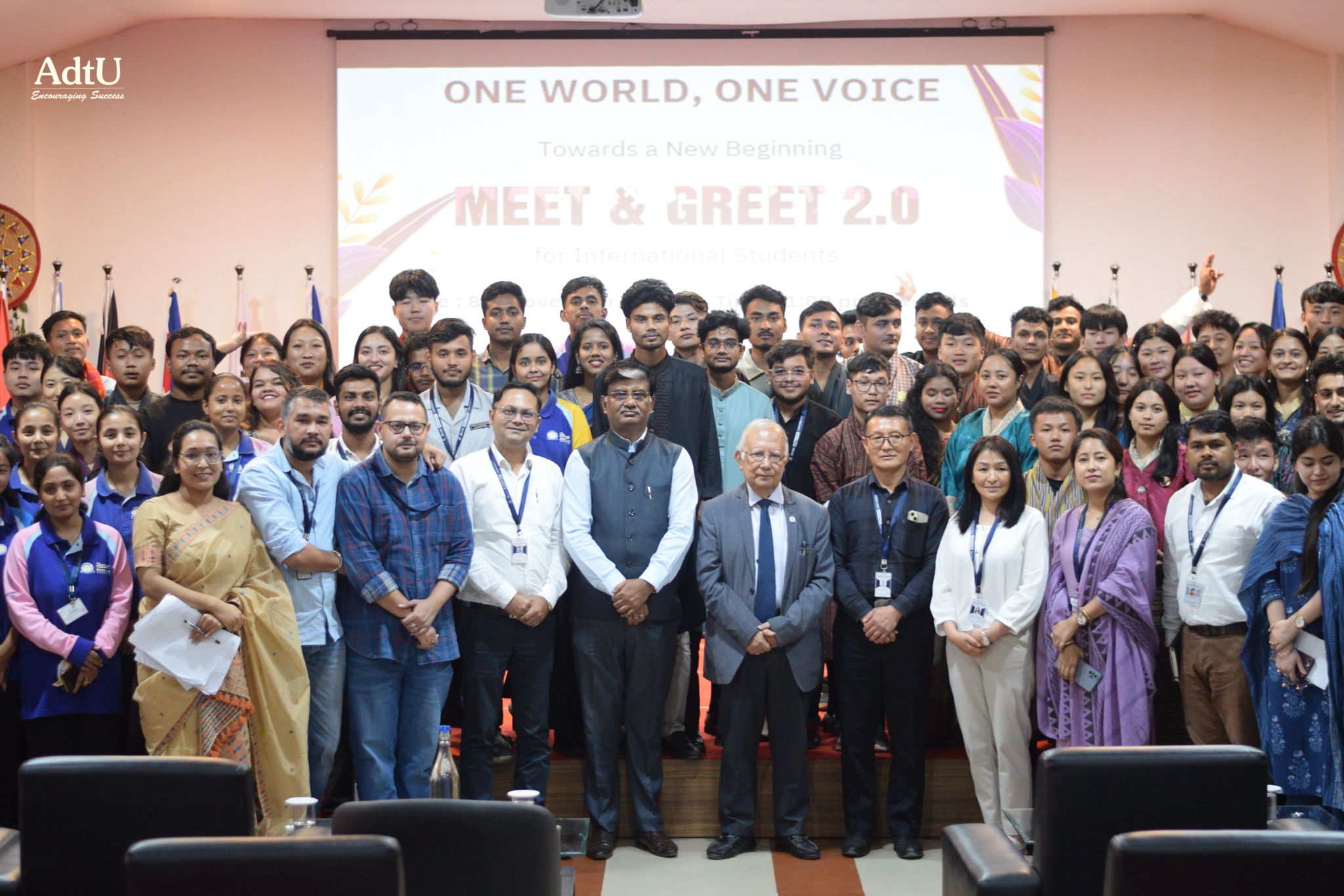 International Students from Over Ten Countries Uni...